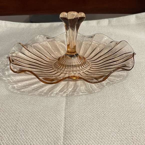 Jeannette Pink Iris & Herringbone Depression Glass Handled Tray 7.5” Vintage - Picture 1 of 8